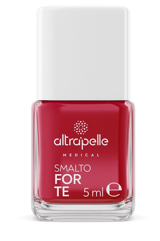 ALTRAPELLE MEDICAL SMALTO ROSSO 5 ML ALTRAPELLE MEDICAL SMALTO ROSSO 5 ML